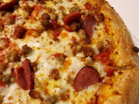 review papa john s five sausage pizza