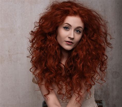 singer songwriter janet devlin releases long awaited new single i lied to you