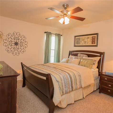 Cedar ridge apartments is the luxury community you've been searching for. Tulsa Apartments & Townhomes for Rent | Barrington Apartments