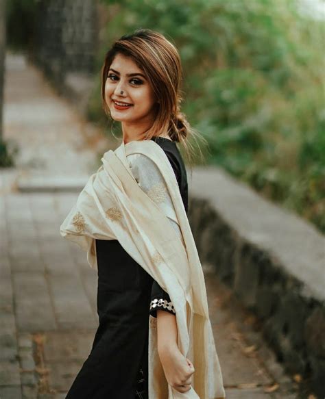 Pin by Tina Datta on Arishfa Khan in 2021 | Stylish girl images, Stylish girl pic, Stylish fashion