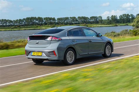 How do you join a class action lawsuit in canada. Hyundai, Kia Facing Class-Action Lawsuit In Canada Over ...