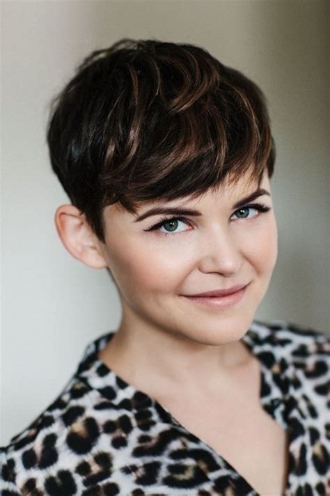 20 Trendy Short Hairstyles For Thick Hair Popular Haircuts