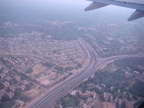Delhi Gurgaon Expressway Beginning Of The Dge On Delhi Sid Flickr