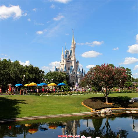 Walt Disney World Wallpapers - WallpaperSafari