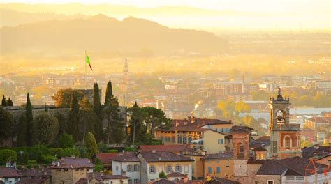 Visit Citta Alta: Best of Citta Alta, Bergamo Travel 2022 | Expedia Tourism