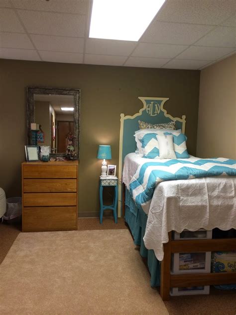 The best college dorm room organization ideas. My Life As Hayden: Sophomore Dorm Room