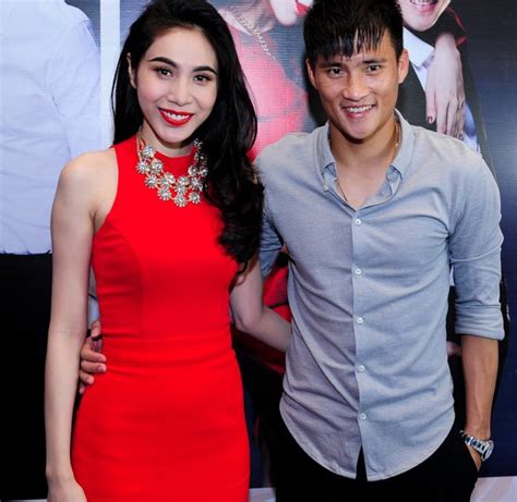 Lê công vinh (born 10 december 1985, in nghệ an, vietnam) is a retired vietnamese footballer. Thủy Tiên, Công Vinh bất ngờ tổ chức đám cưới trên sân khấu