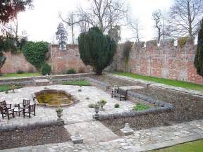 Walled Garden Eastwell Manor Penny Mayes Cc By Sa Geograph Britain And Ireland
