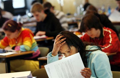 Hkf grundstücksverwaltung gmbh & co. Prüfungspanne an Realschule in Bad Urach: So sehen die ...