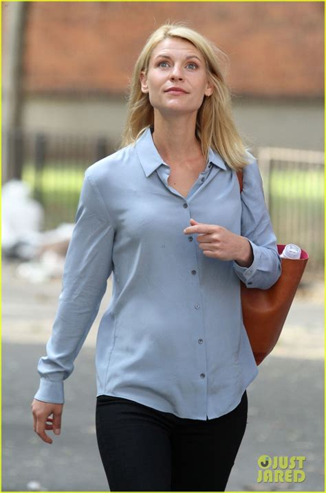 Claire Danes Continues Homeland Season Six Filming In NYC Photo Claire Danes Photos