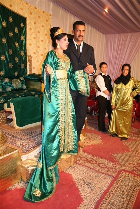 Moroccan Wedding Traditions And Customs Moroccan Traditions Fez Typical