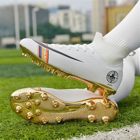 2019 New Brand Quality Football Shoes Professional Soccer Shoe Top