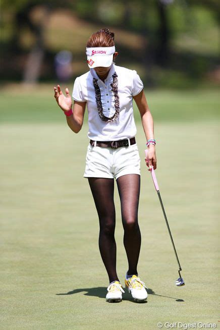 Lpga Tights Posts Tagged Kumiko Kaneda Womens Golf Fashion Ladies Golf Ladies Golf Clothes