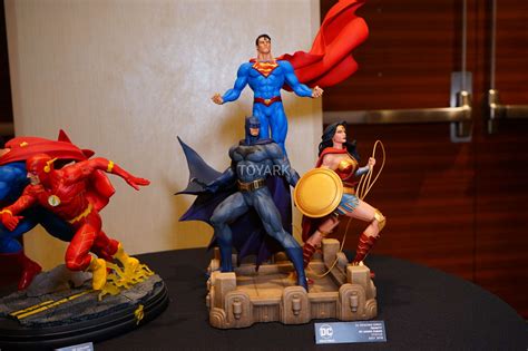 Sdcc 2017 Gallery Dc Collectibles Statues And Replicas The Toyark