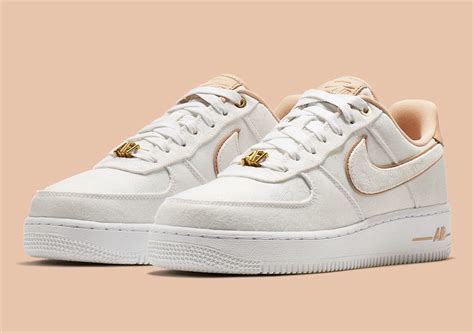 Preview Nike Air Force Low Lux White Gold Beige Le Site De La Sneaker