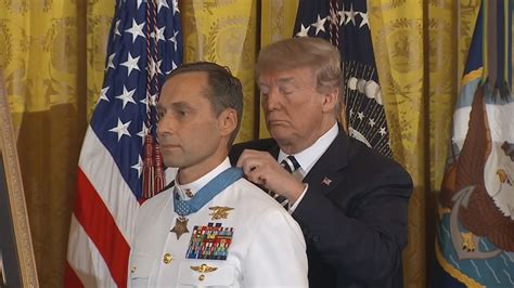 Medal Of Honor Ceremony For Master Chief Special Warfare Operator Britt Slabinski Youtube