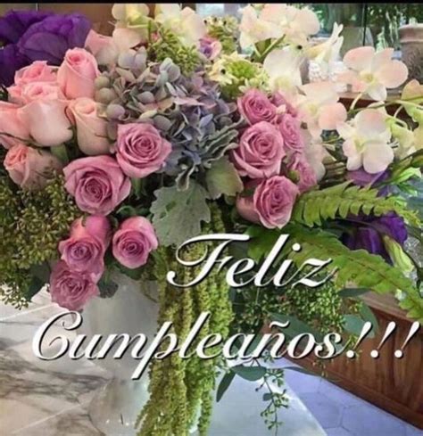 Feliz Cumpleaños Amiga Con Flores Imágenes De Feliz