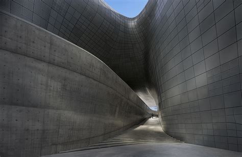 Dongdaemun Design Plaza Zaha Hadid Architects