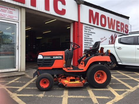This is a brand new, never used lawn mower. USED / SECOND HAND KUBOTA BX2200 - DIESEL SUB COMPACT TRACTOR