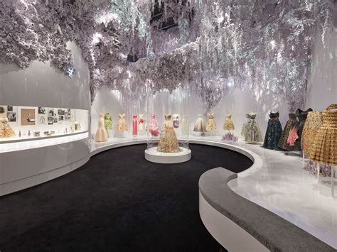 The Dior Exhibit Is A Must See Show In Nyc This Fall