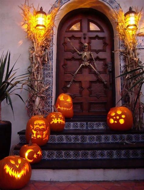50 Chilling And Thrilling Halloween Porch Decorations For 2022