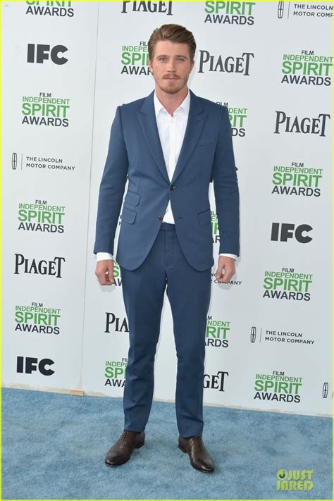 garrett hedlund and keanu reeves ooze scruffy sex appeal at independent spirit awards 2014 photo