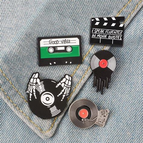 Unique Enamel Pin Hard Enamel Pin Dj Vinyl Lapel Brooch Vinyl Record Player Jacket Pins
