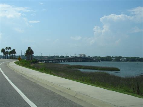 Sea Island Parkway Between Beaufort And Ladys Island Sout Flickr