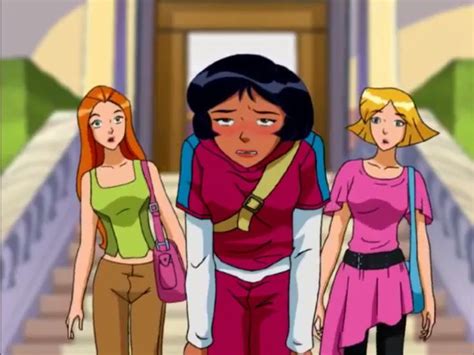 Pin By Julia On Totally Spies Outfits Cartoon Outfits Spy Outfit Totally Spies