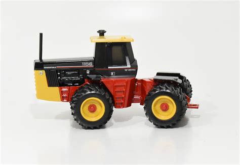 132 Versatile 1156 4wd Tractor With Duals Daltons Farm Toys