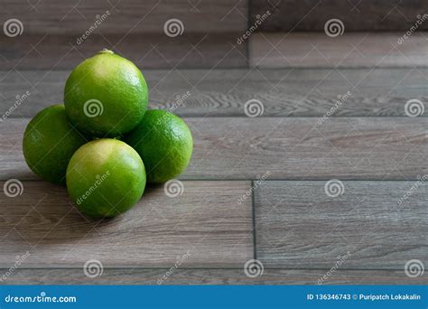 Group Of Limes On The Wood Table Stock Image Image Of Dribbling