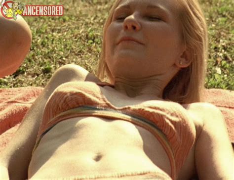 kirsten dunst nue dans the virgin suicides