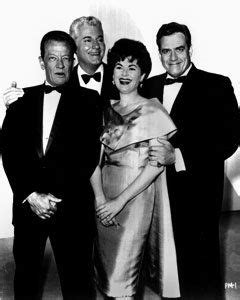 Una nuova versione prodotta da robert downey jr. The Perry Mason TV Show Book | Perry mason, Perry mason tv ...