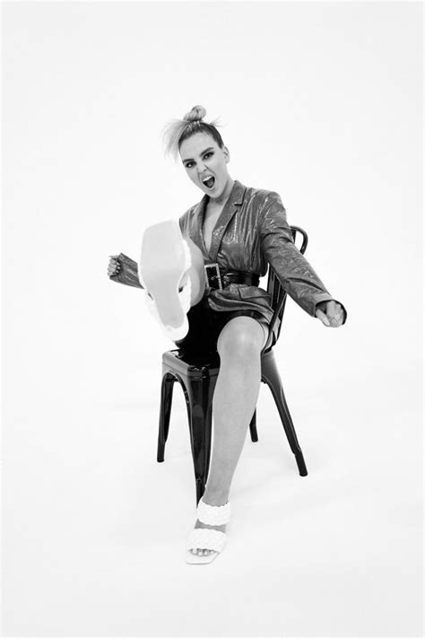 Picture Of Perrie Edwards