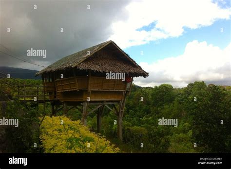 Bahay Kubo Hi Res Stock Photography And Images Alamy