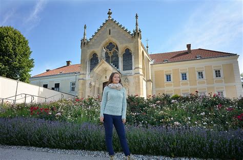 Discover mayerling lodge in alland, austria: Schloss Mayerling - Verherrlichung eines Selbstmords ...