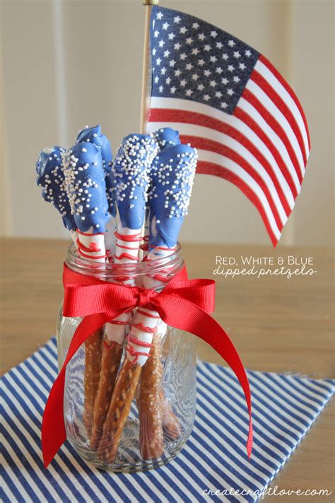 Looking for the ideal 4th of july gifts? Fourth of July Dessert - Dipped Pretzels | The 36th AVENUE