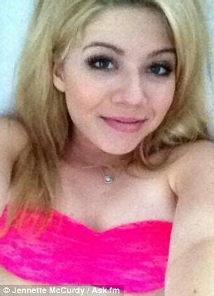 Jennette Mccurdy Steamy Selfies Leaked Nickelodeon Halts Production Of