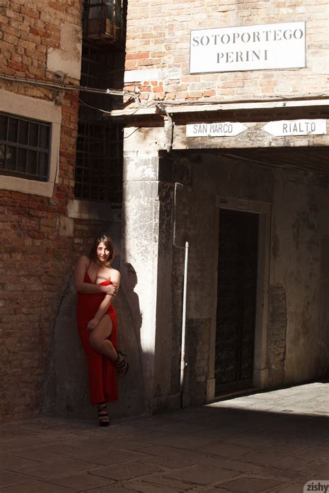 Carolina Firenze In Turning Venice Heads By Zishy Erotic Beauties
