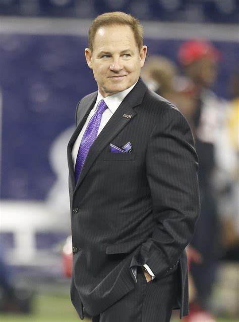 Report Les Miles Made More Than In Outside Income Last Year