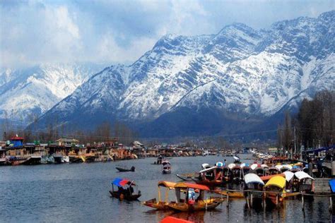 Srinagar Tourism And Travel Guide 2020