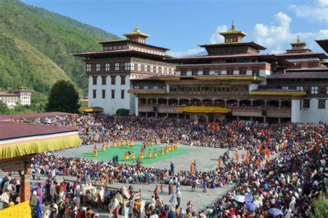 Tashichho Dzong Thimphu Bhutan History At Night Timings Holidify