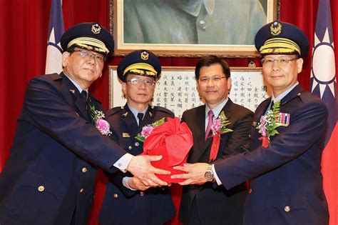 See more of 臺中市政府交通局 on facebook. 台中市分局长交接 林佳龙期勉注入能量 - 社会 - 中时