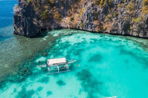 Island Hopping In Coron Complete Guide The Coastal Campaign