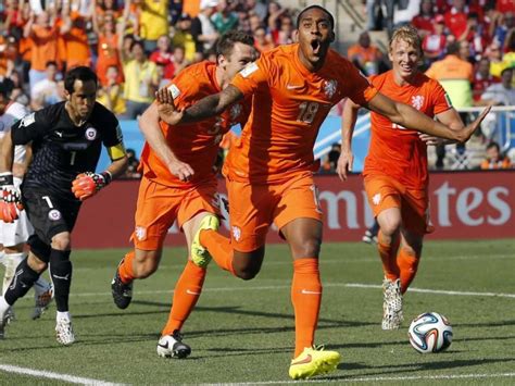 Netherlands vs Chile, World Cup 2014 Highlights: Dutch Beat Latin