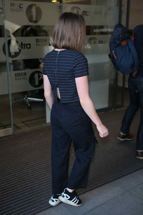 Maisie Williams Arrives At Bbc Radio 1 Studios In London 05052016