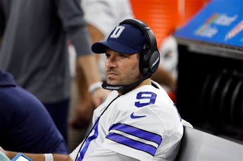 Tony Romo Must Retire Now And Save Us From Phil Simms The Washington Post