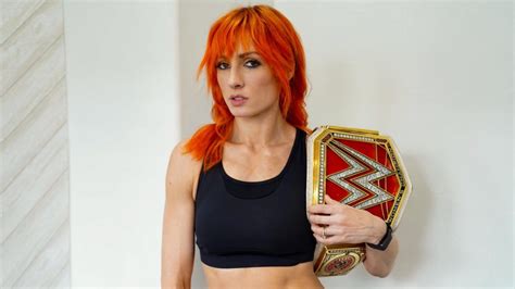 Becky Lynch Reveals New Hair Style Tpww