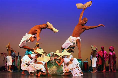 Review Danceafrica Festival Bids A Percussive Farewell To Chuck Davis