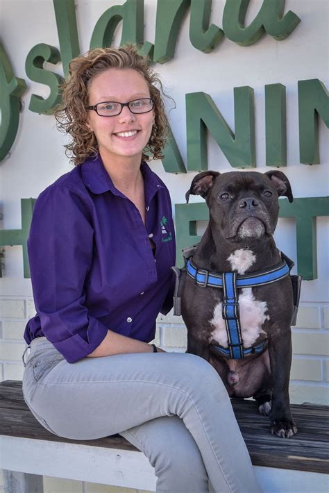 At crescenta cañada pet hospital, our la crescenta veterinarian team has been providing compassionate and caring services since 1958. Samantha Scurato - Receptionist | Island Animal Hospital